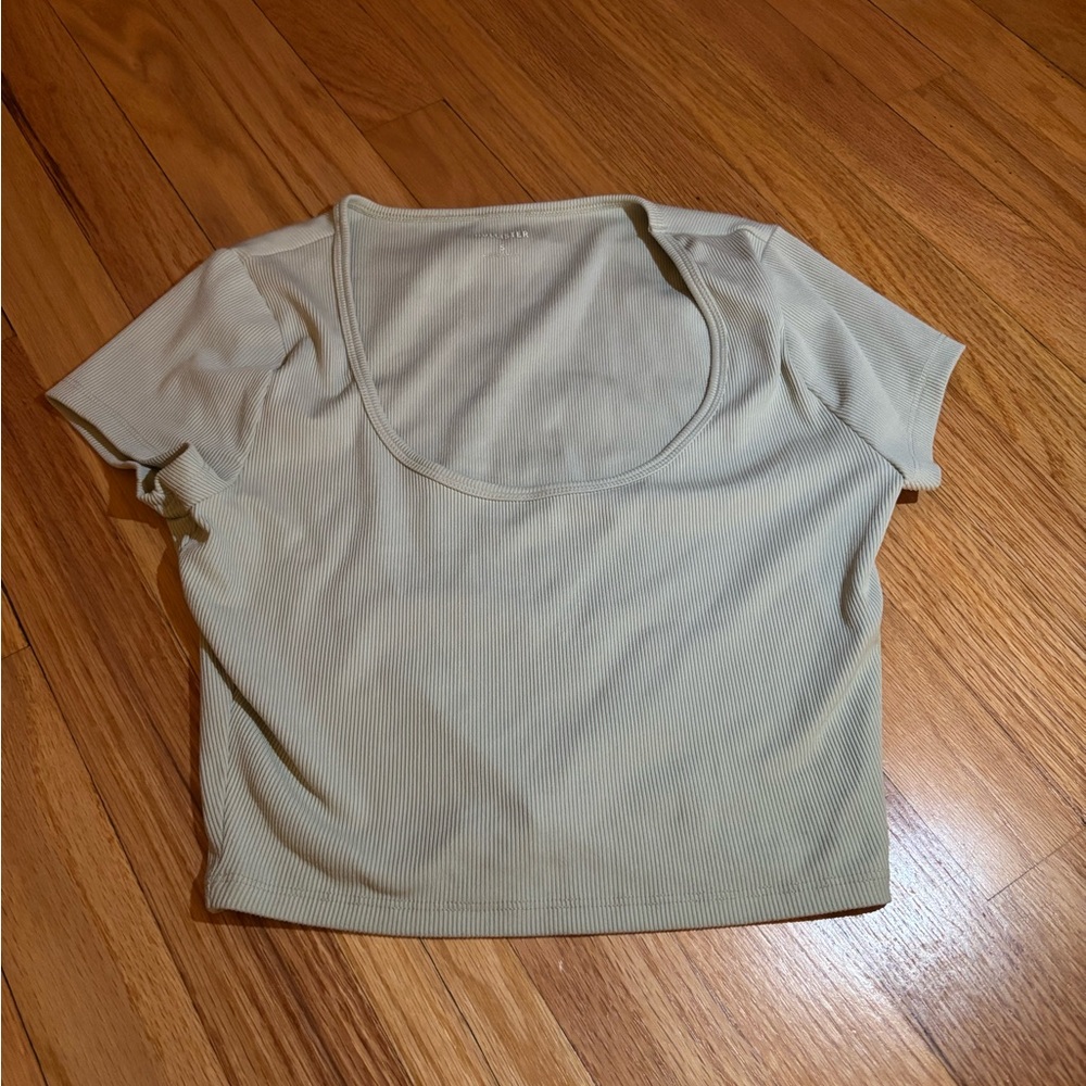 HOLLISTER Women's Light Green Ribbed Top